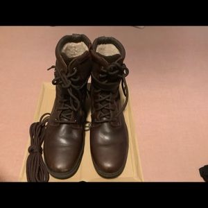 Ugg W Kesey boots